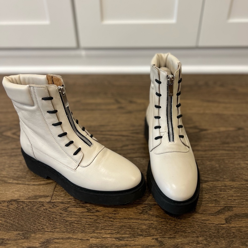 Aquatalia Ankle Boots 7.5